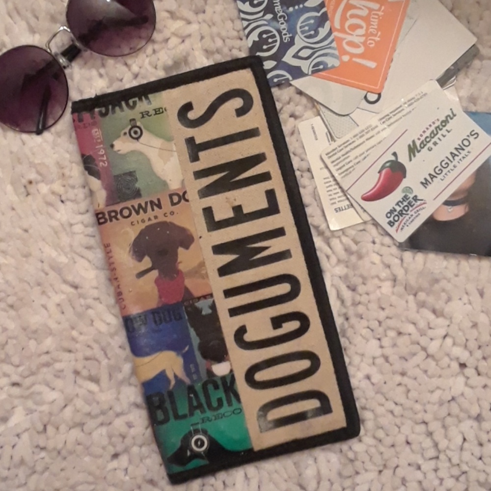 Canvas 'dog'uments pouch